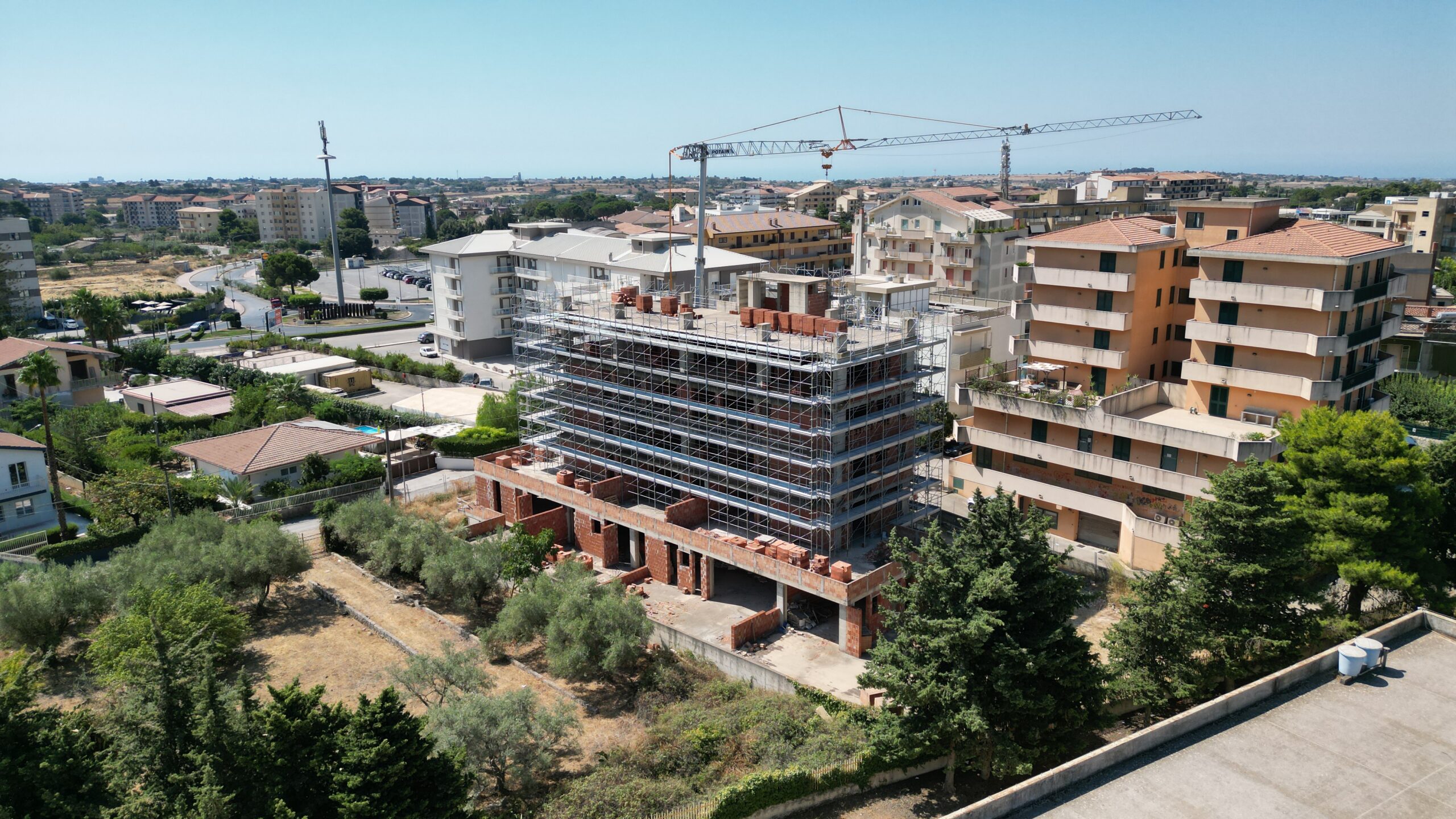 Acquisto e completamento edificio residenziale per un nuovo progetto immobiliare