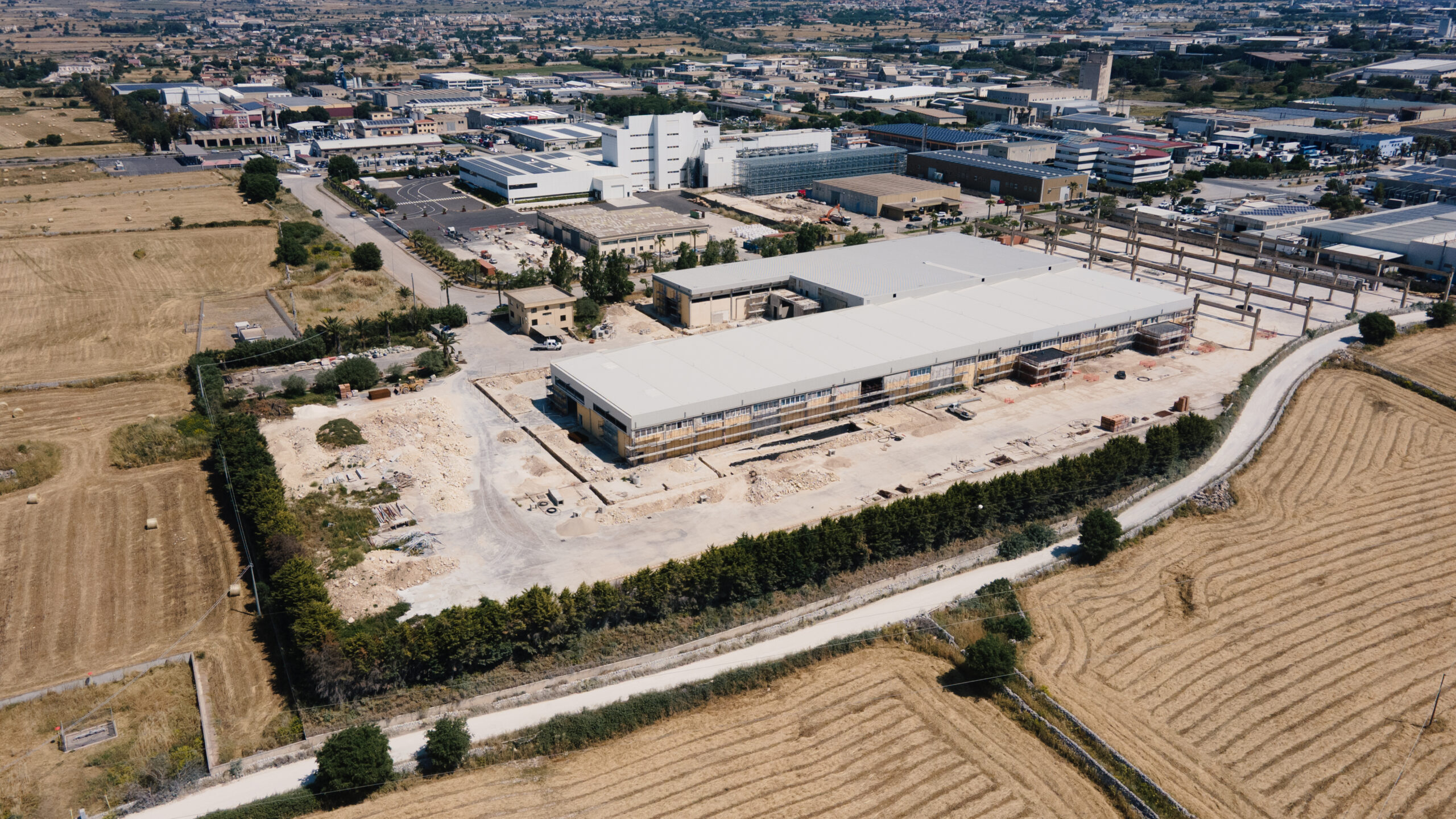 Ampliamento e ristrutturazione dello stabilimento industriale denominato “Blocco Produttivo C” dell’azienda LBG Sicilia